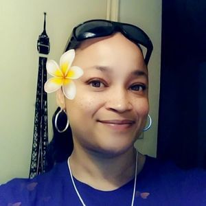 Meet your Posher, Bobbie